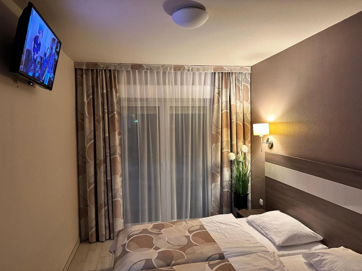 Apartament Czarna Gora Bormio 2 西恩纳 外观 照片